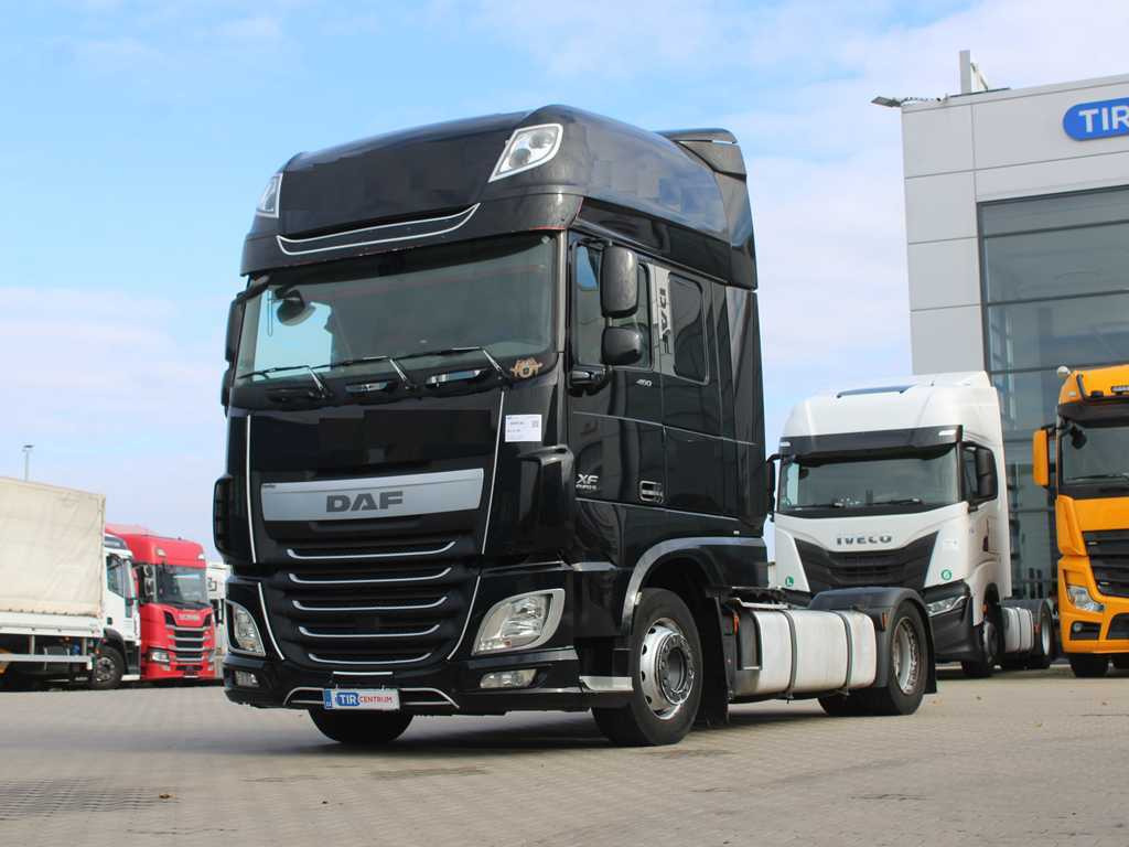 Ťahač DAF XF 460, EURO 6, LOWDECK