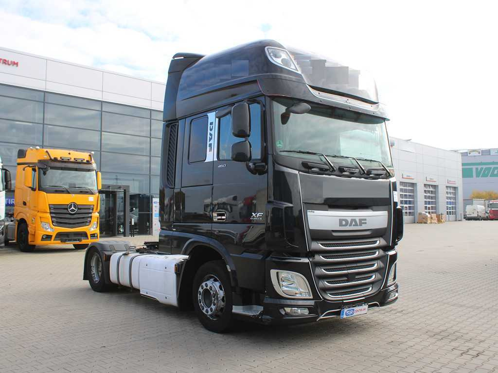 Ťahač DAF XF 460, EURO 6, LOWDECK