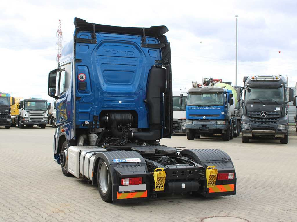 Ťahač Ford F-MAX LL12tx, EURO 6, LOWDECK, NAVIGATION, INDEPENDENT AIR CONDITIONING