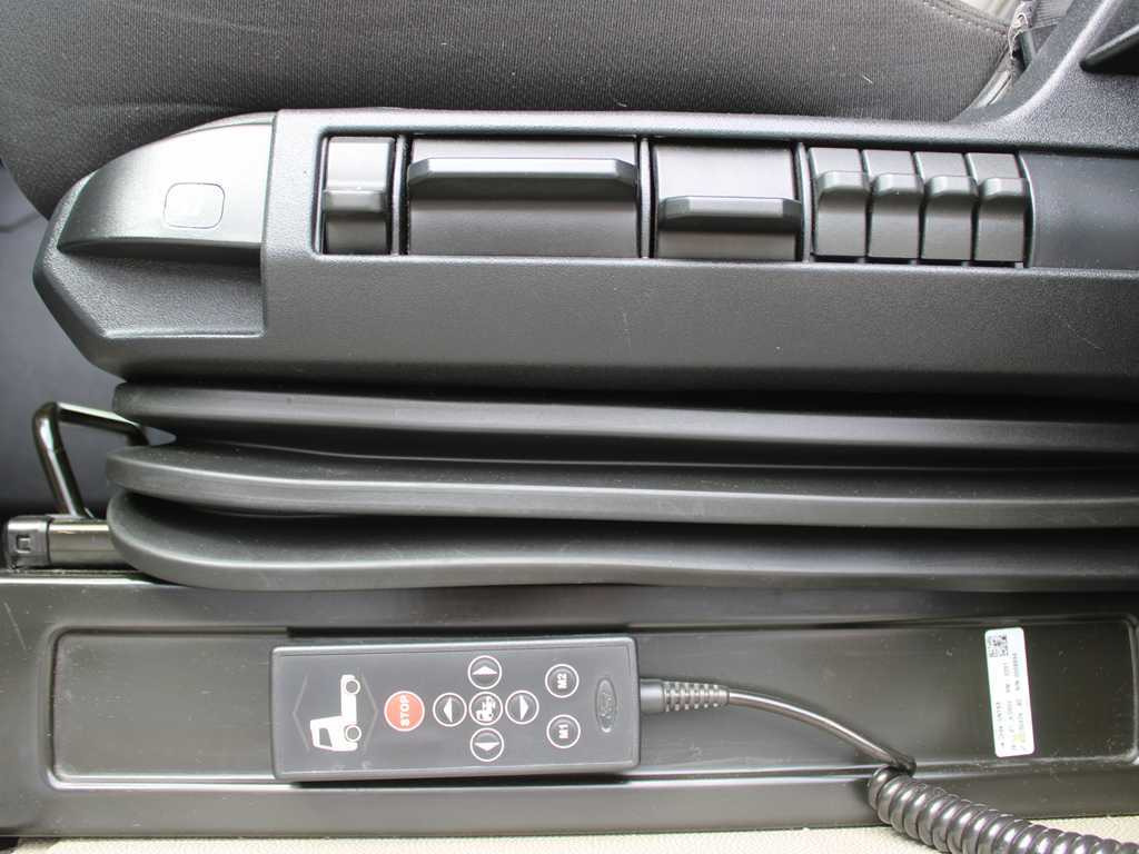 Ťahač Ford F-MAX LL 12S, EURO 6, LOWDECK, NAVIGATION, INDEPENDENT AIR CONDITIONING