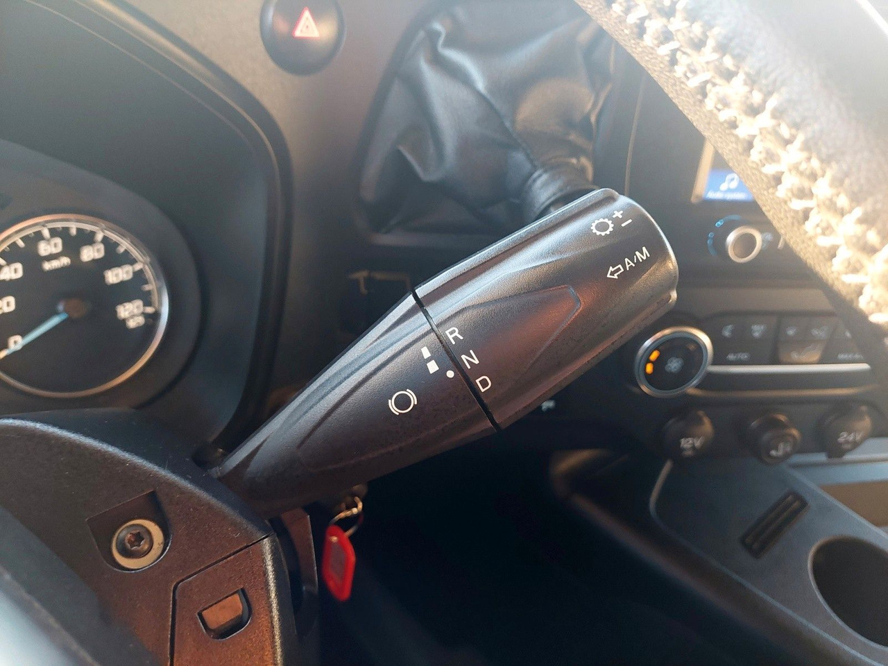 Ťahač Ford F-Max 1850 LL