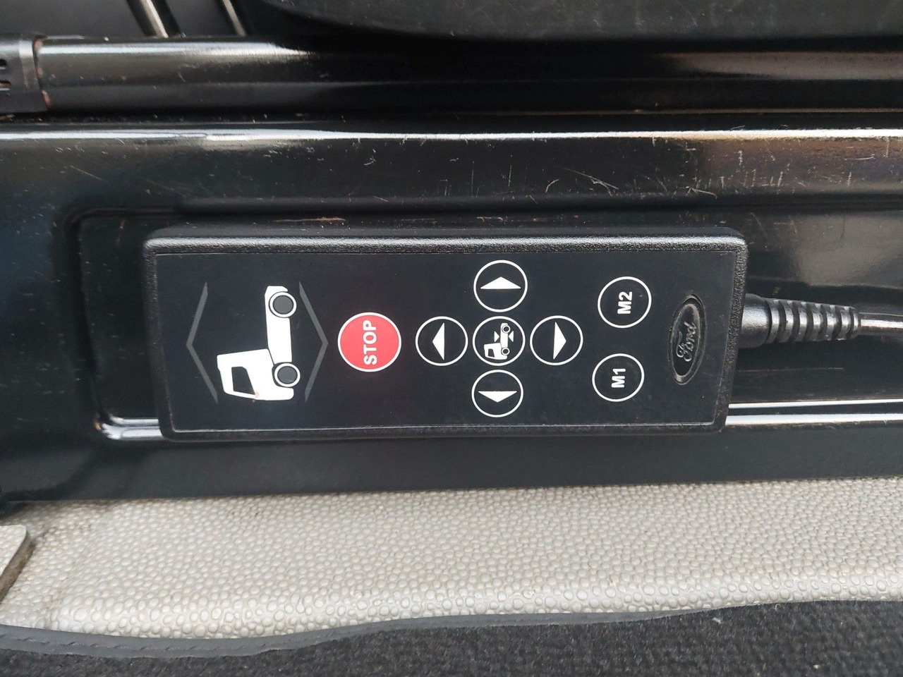 Ťahač Ford F-Max 1850 LL