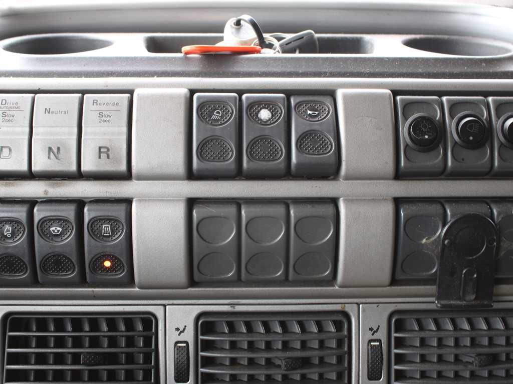 Ťahač Iveco STRALIS 500 ACTIVE SPACE, LOWDECK, EURO 5EEV