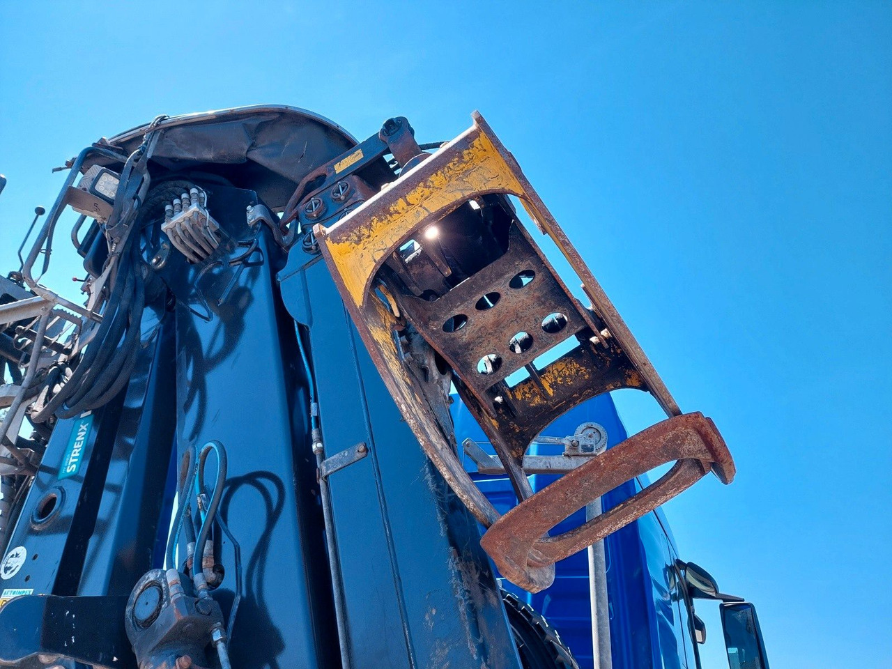 Ťahač MAN TG3 33.510 6X6 BL KRAN LANGHOLZ Kesla 2117ZT94