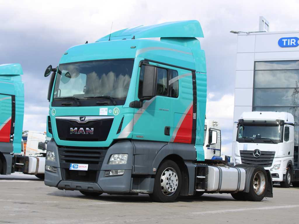 Ťahač MAN TGX 18.400, EURO 6, LOW DECK