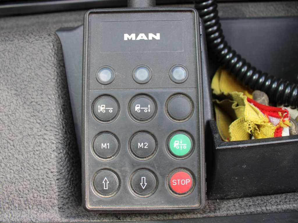 Ťahač MAN TGX 18.460, LOWDECK, EURO 6, SEC.AIR CONDITIONIN
