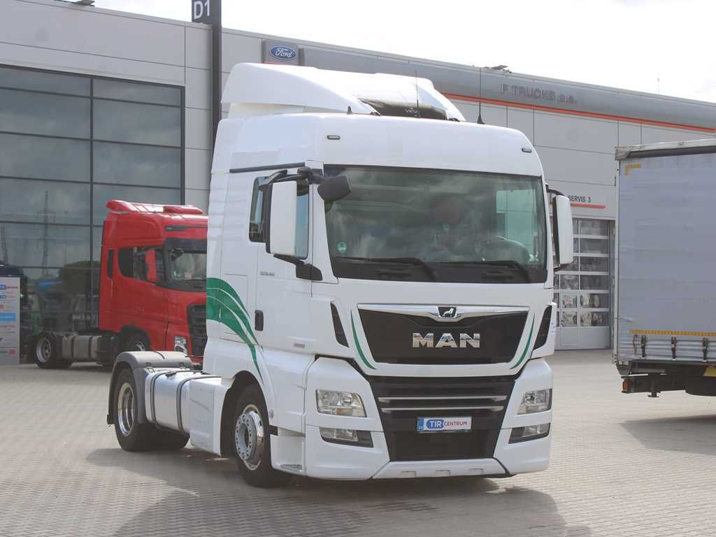 Ťahač MAN TGX 18.460, LOWDECK, EURO 6, SEC.AIR CONDITIONIN