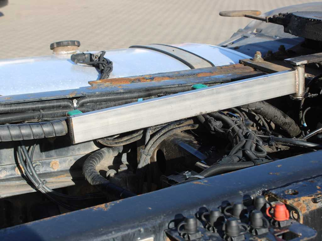 Ťahač MAN TGX 18.480, HYDRAULICS, NAVIGATION, EURO 6