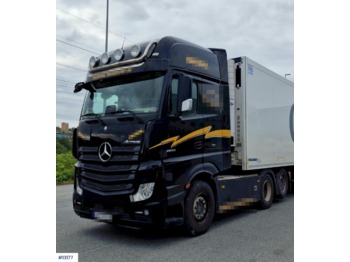Ťahač Mercedes Actros