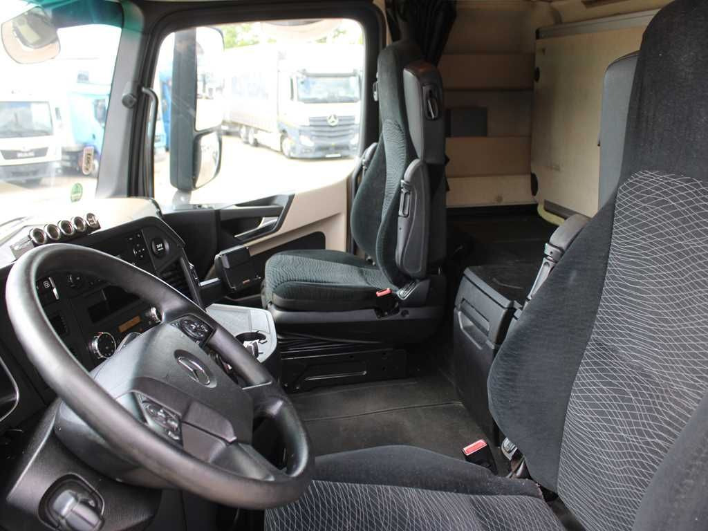 Ťahač Mercedes-Benz 9 PCS MB ACTROS 1845, LSNRL, "TENDER"