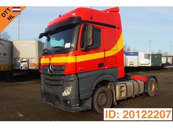 Ťahač Mercedes-Benz Actros 1842LS