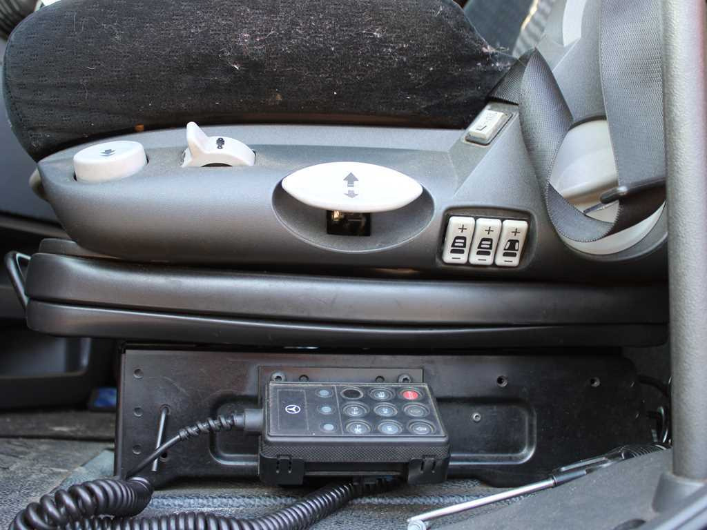 Ťahač Mercedes-Benz Actros 1844, LOWDECK, EURO 5, MP3