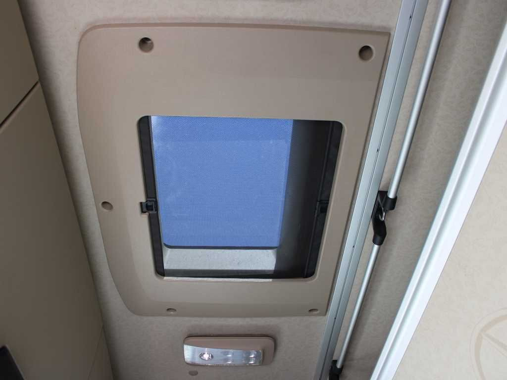 Ťahač Mercedes-Benz Actros 1848, EURO 6, GIGA SPACE, NAVI, LOWDECK