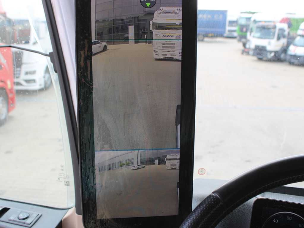 Ťahač Mercedes-Benz Actros 1851, EURO 6, RETARDER, SEC.AIR CONDITION