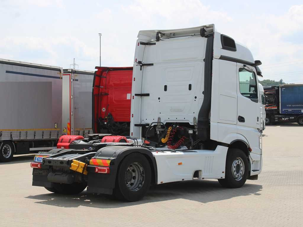 Ťahač Mercedes-Benz Actros 1851, EURO 6, RETARDER, SEC.AIR CONDITION