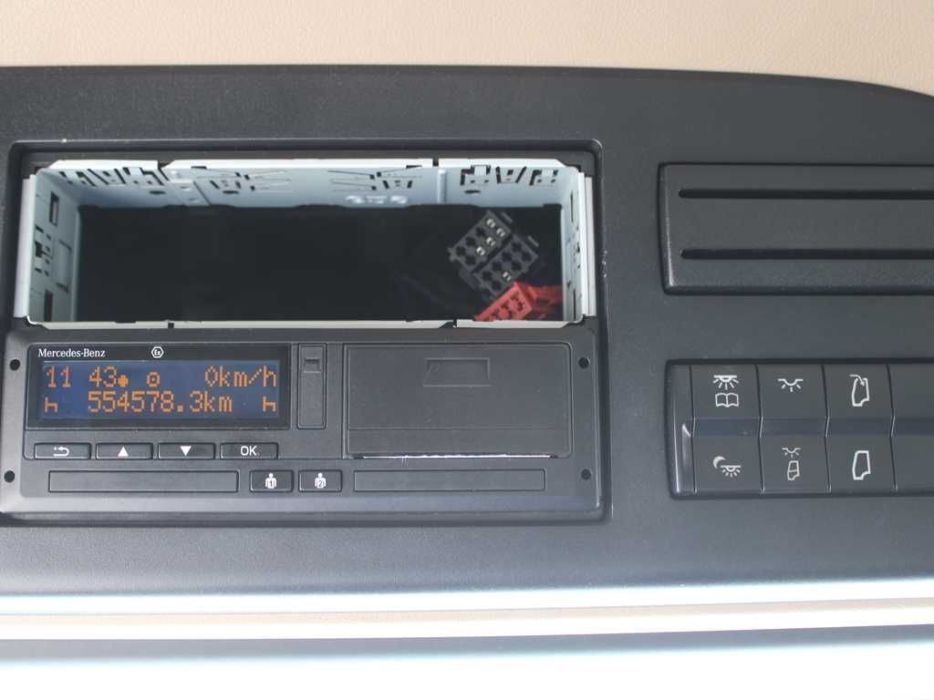 Ťahač Mercedes-Benz Actros 1851, SECONDARY AIR CONDITIONING,RETARDER