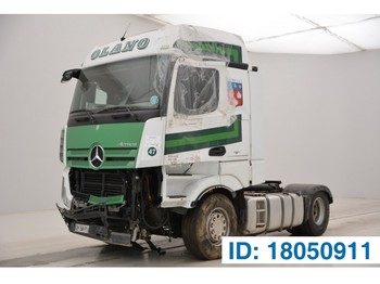 Ťahač Mercedes-Benz Actros 1945LS