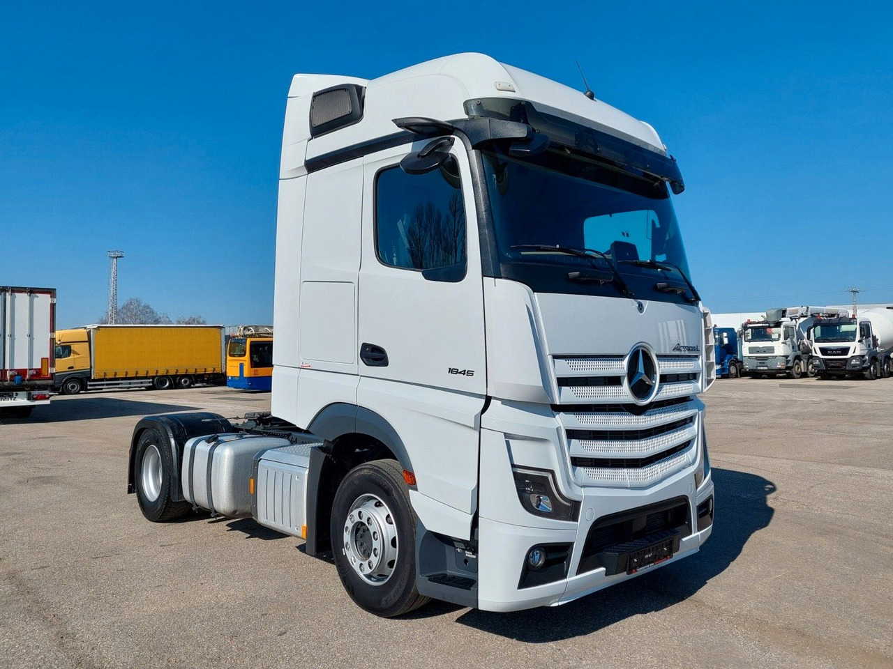 Ťahač Mercedes-Benz Actros 5 1845 LS BigSpace 4x2