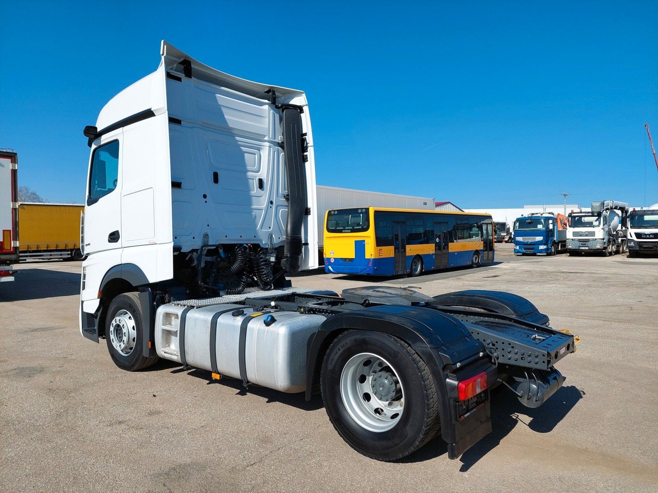 Ťahač Mercedes-Benz Actros 5 1845 LS BigSpace 4x2