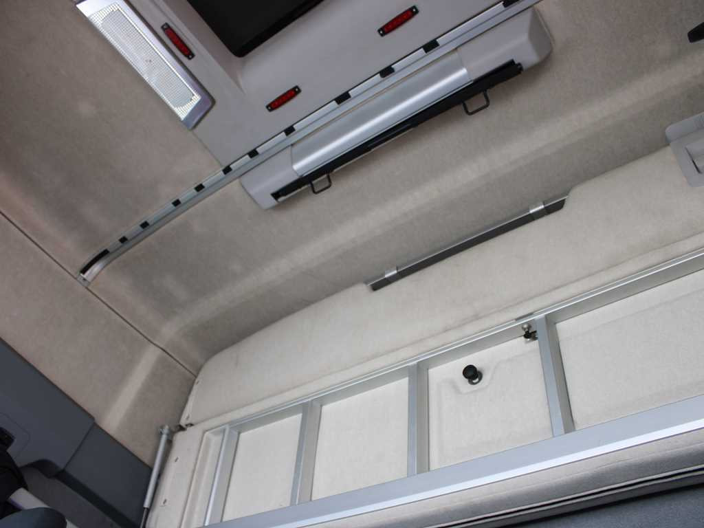 Ťahač Renault T520, LOWDECK, EURO 6, TIRES 80%