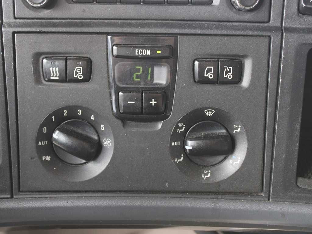 Ťahač Scania R410, EURO 6, LOWDECK, RETARDER, NAVIGATION