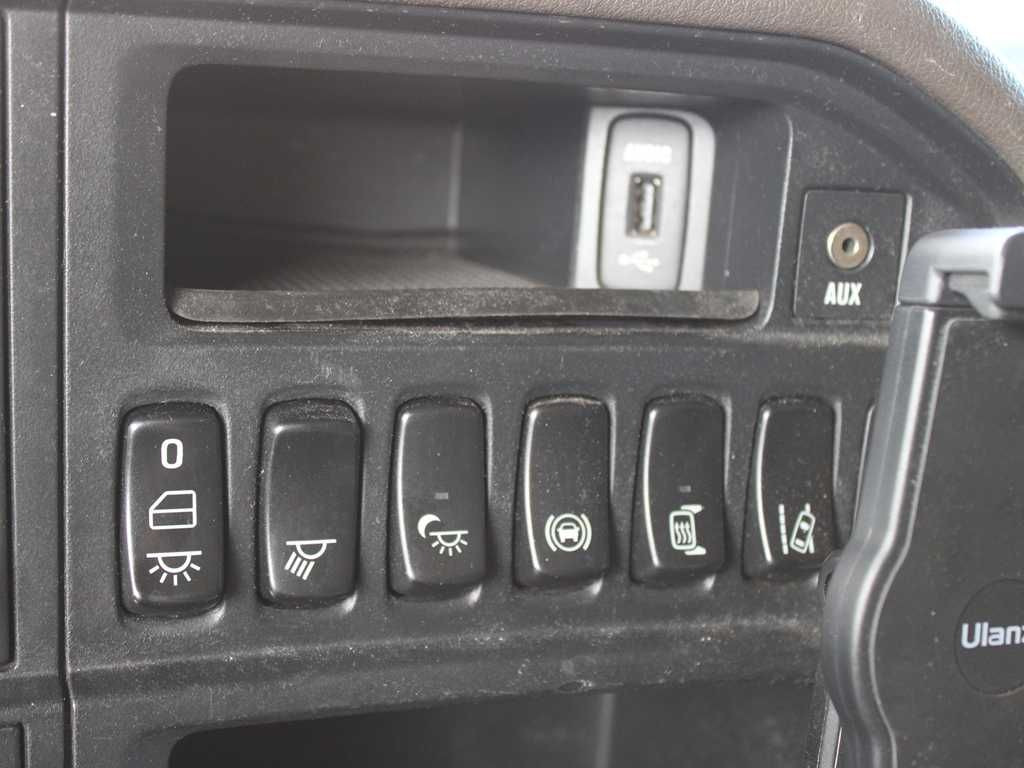 Ťahač Scania R410, EURO 6, LOWDECK, RETARDER, NAVIGATION