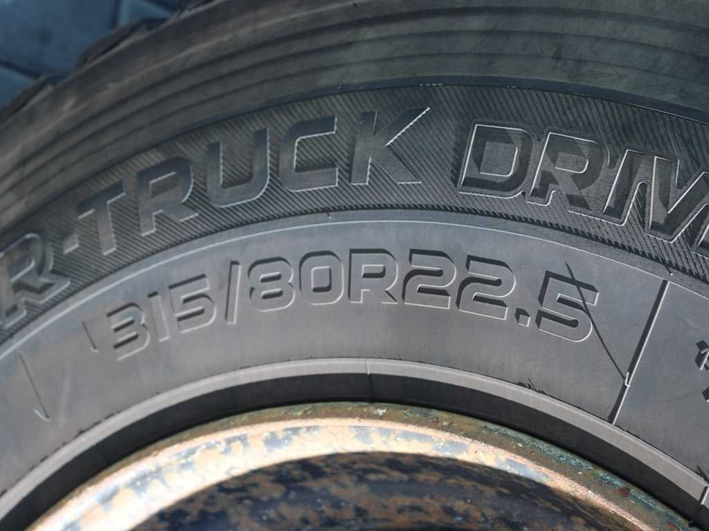 Ťahač Scania R420, 6x4, EURO 3, HYDRAULIC ARM LOGLIFT F135ZT94A, LIGHTS