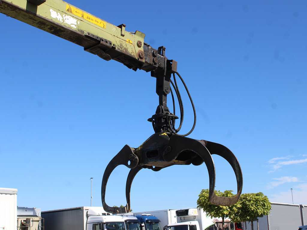 Ťahač Scania R420, 6x4, EURO 3, HYDRAULIC ARM LOGLIFT F135ZT94A, LIGHTS