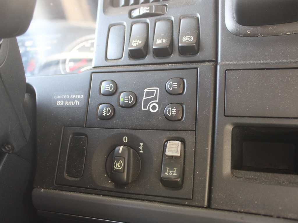 Ťahač Scania R440, EURO 5, RETARDER, INDEPENDENT AIR CONDITIONING, DUAL-CIRCUIT HYDRAULICS