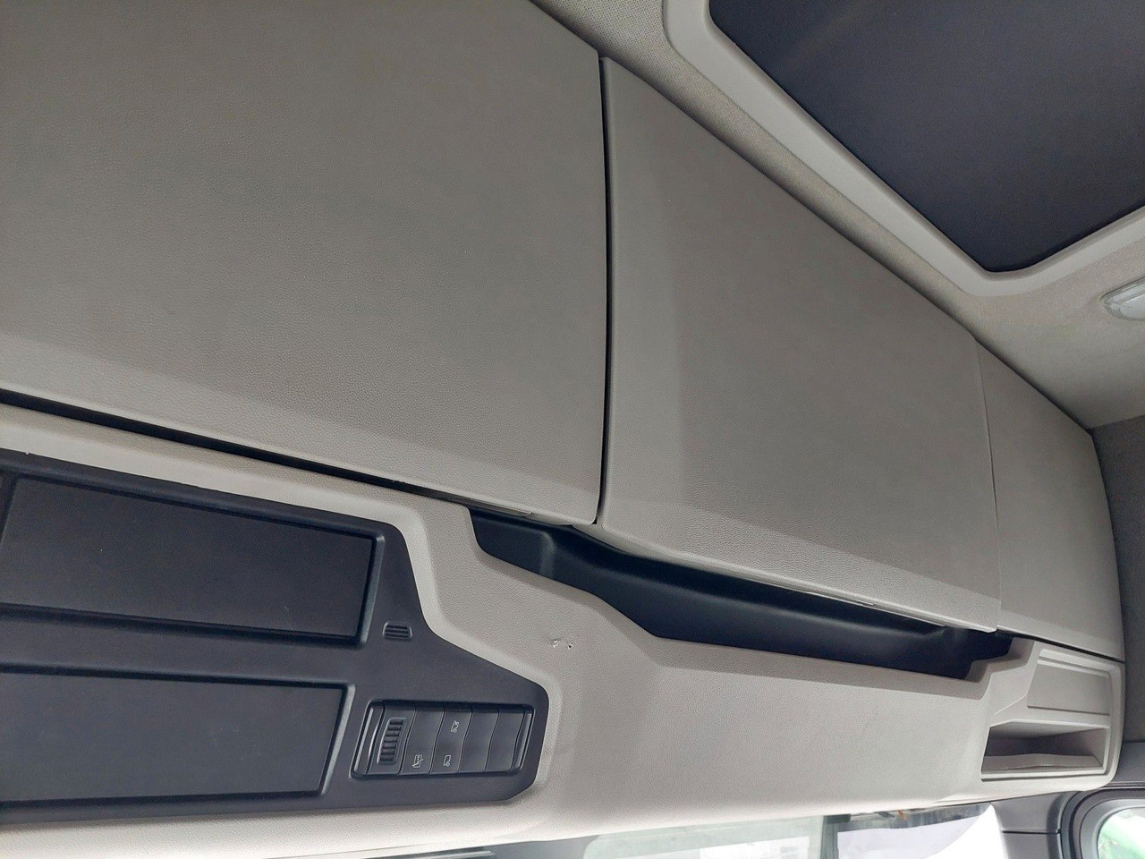 Ťahač Scania R450 A4X2NB Luft/Luft Hydraulik