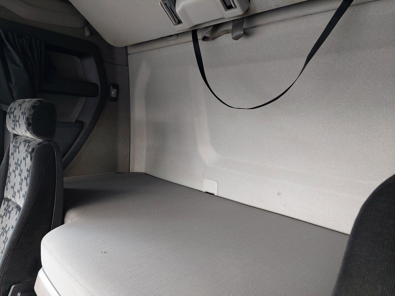 Ťahač Scania R450 A4X2NB Luft/Luft Hydraulik