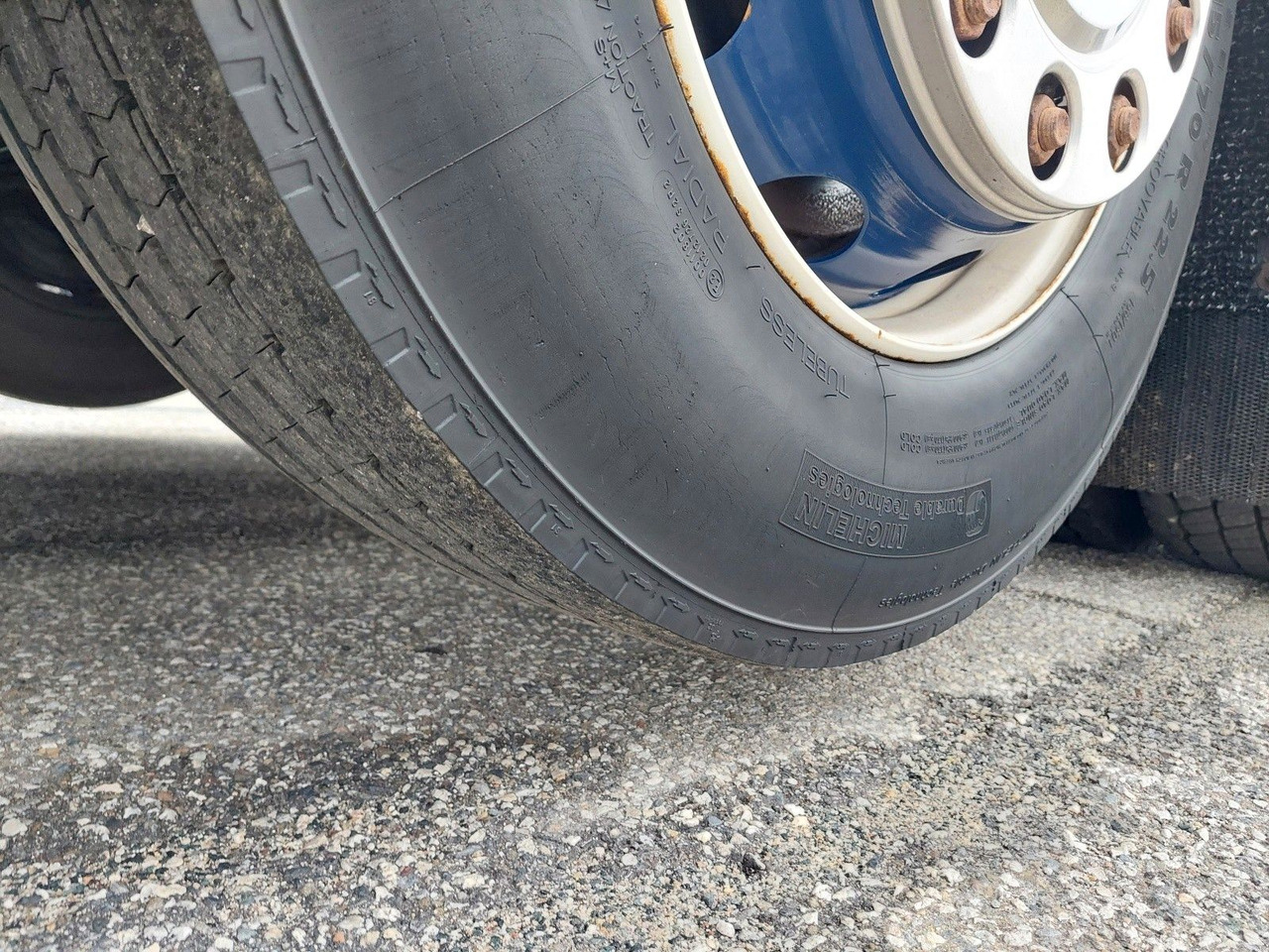 Ťahač Scania R 440 LA6X2/4MNA