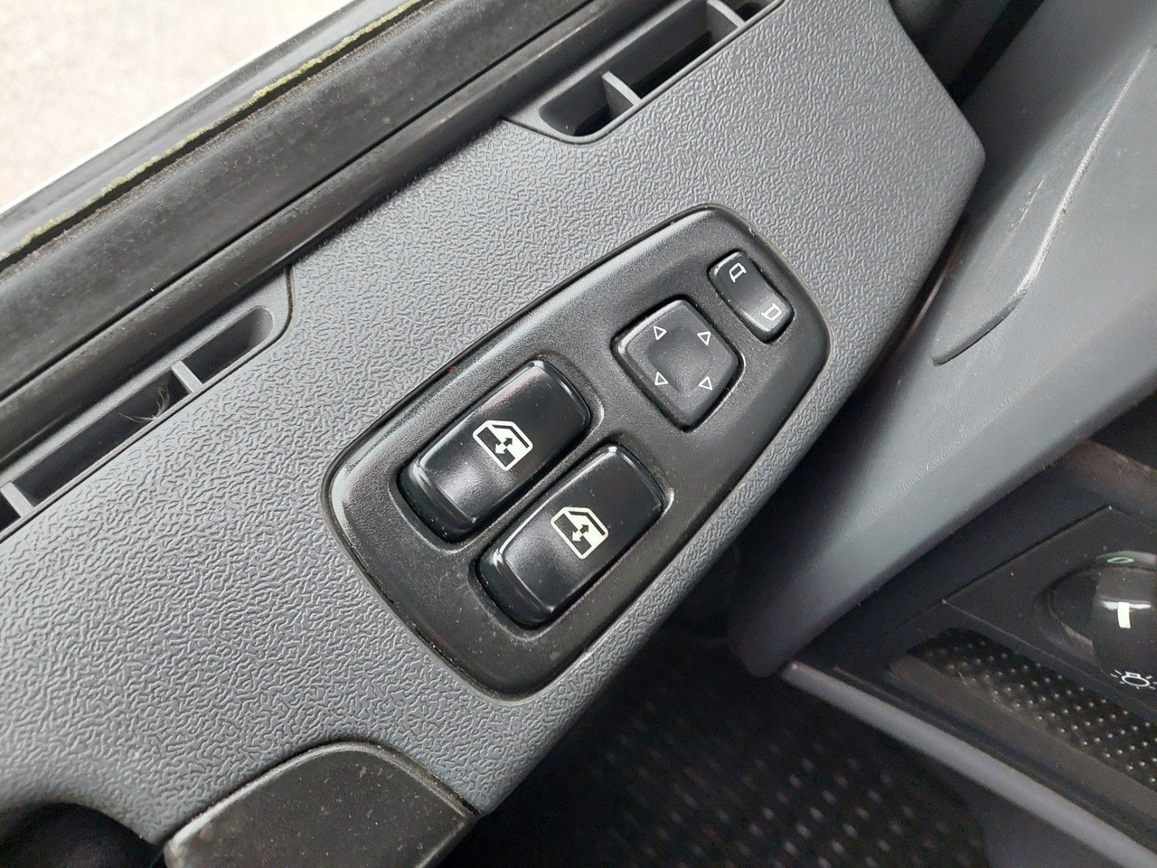 Ťahač Scania R 440 LA6X2/4MNA