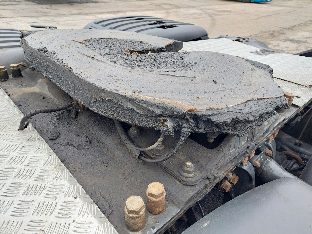 Ťahač Scania R 440 LA6X2/4MNA