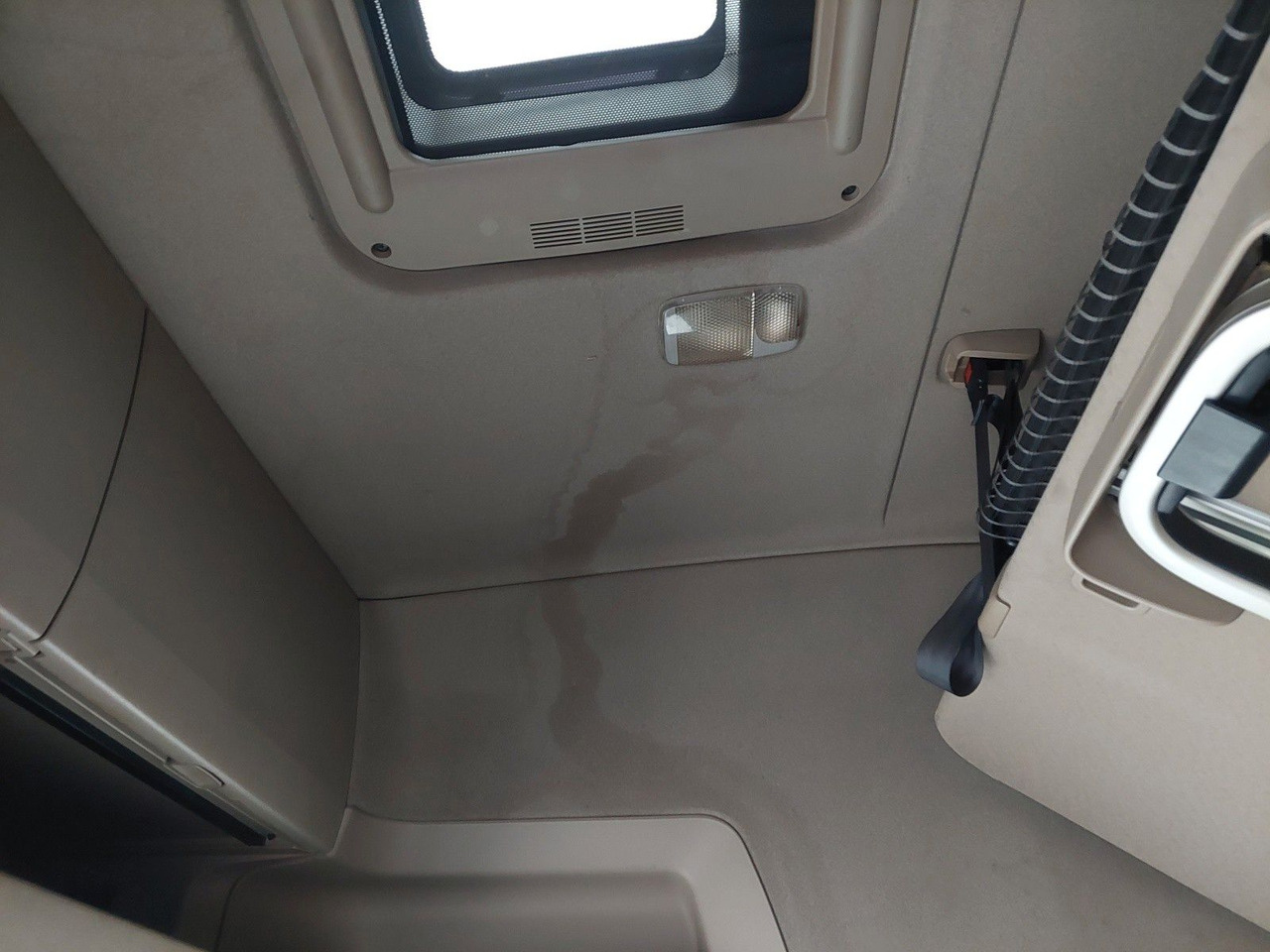 Ťahač Scania R 440 LA6X2/4MNA