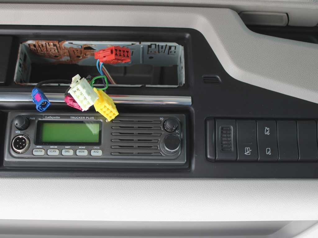 Ťahač Scania R 450, LOWDECK, EURO 6, RETARDER, NAVIGATION