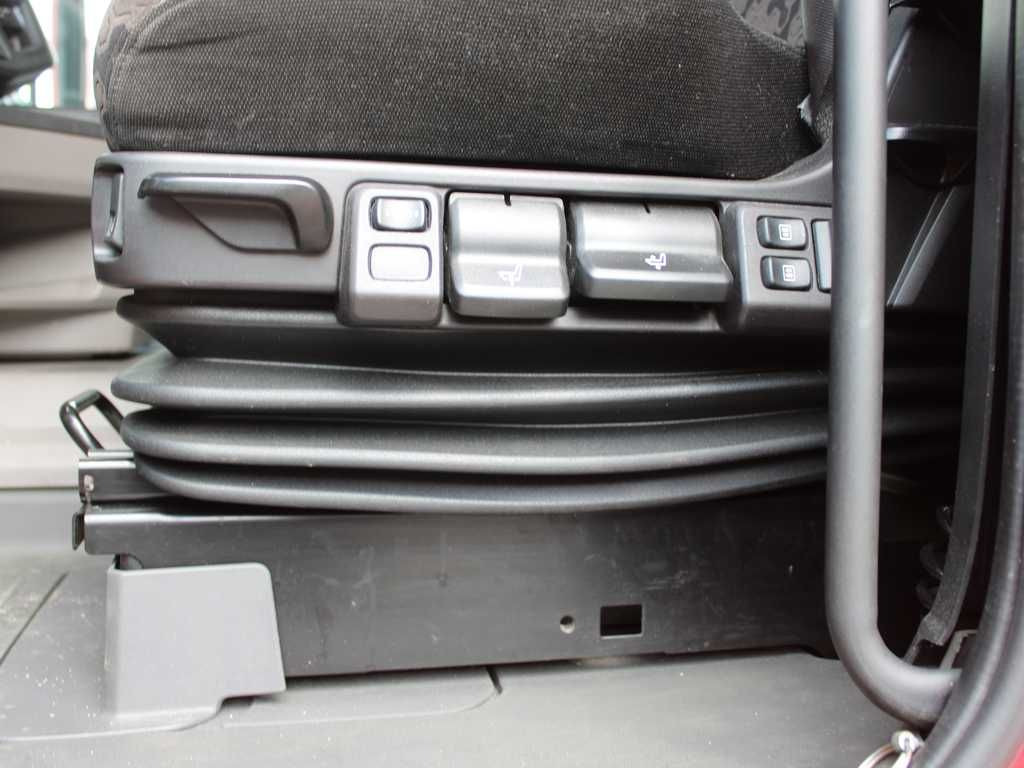 Ťahač Scania R 450, LOWDECK, EURO 6, RETARDER, NAVIGATION