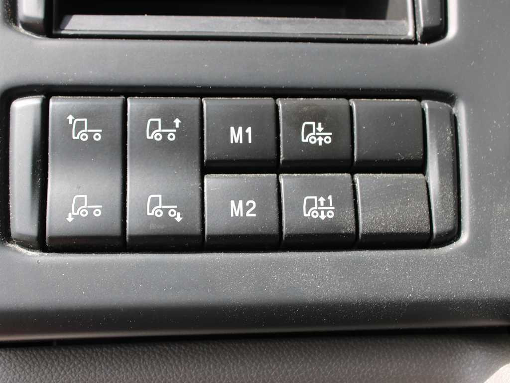 Ťahač Scania R 450, LOWDECK, EURO 6, RETARDER, NAVIGATION