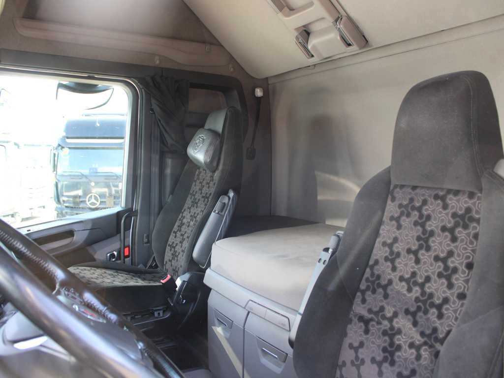 Ťahač Scania S520, LOWDECK, RETARDER, NAVIGATION