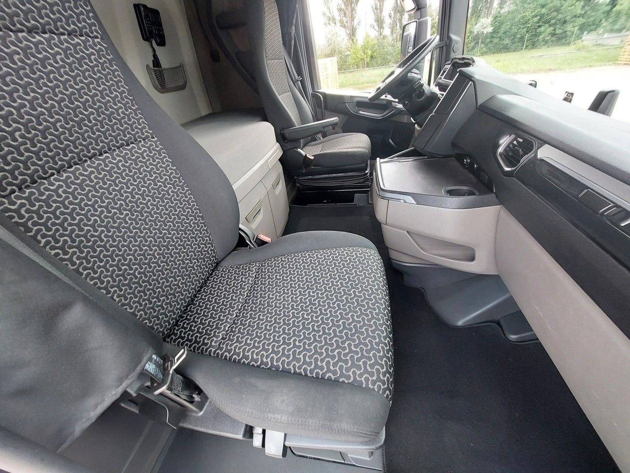 Ťahač Scania S 500 A4x2EB