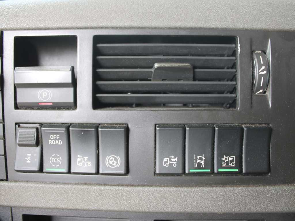 Ťahač Volvo FH 500, EURO 6, LOWDECK, VEB +, I-PARK COOL