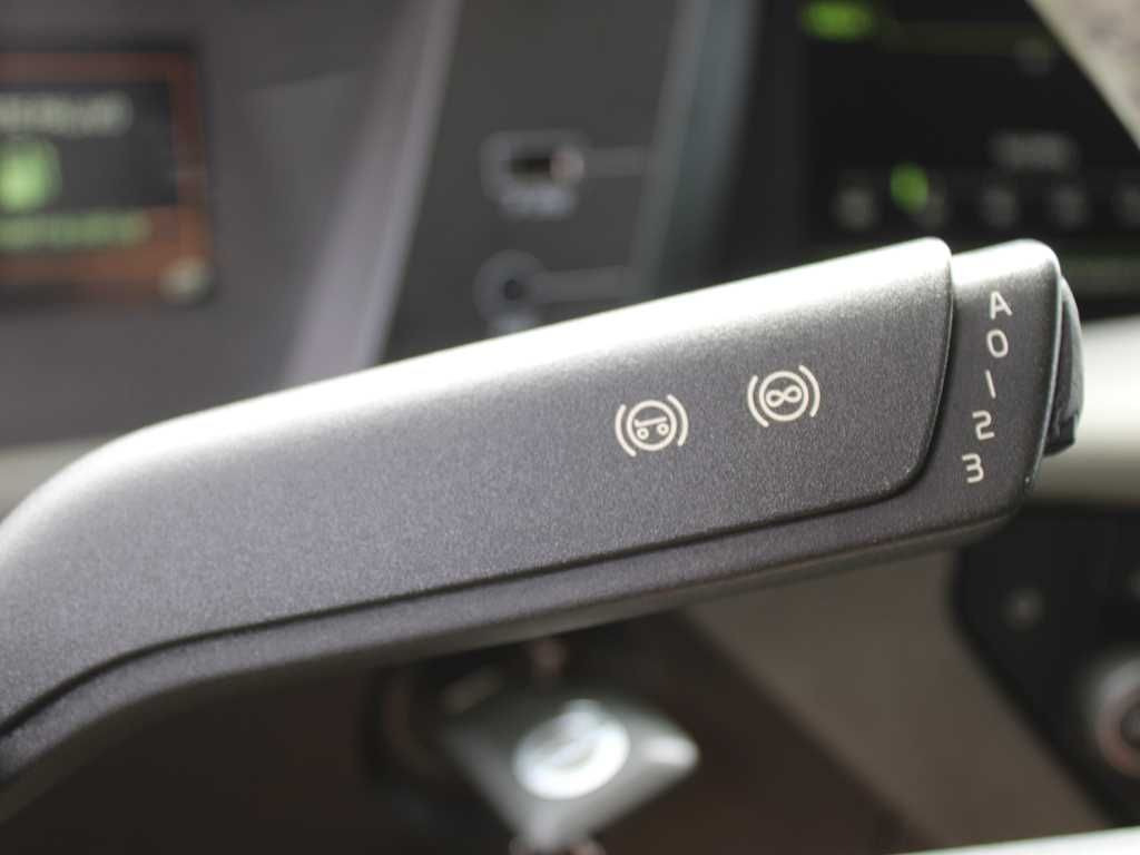 Ťahač Volvo FH 500, GLOBETROTTER, LOWDECK, VEB+, I-PARK COOL