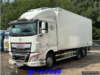 Chladirenské nákladné vozidlo DAF XF 106 460