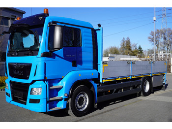 Valníkový/ Plošinový nákladný automobil MAN TGS