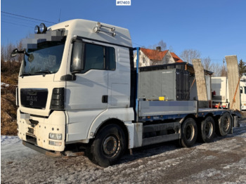 Valníkový/ Plošinový nákladný automobil MAN TGX