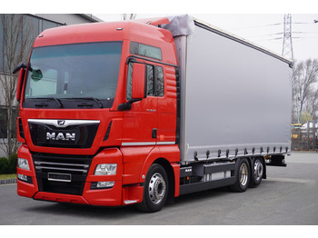 Plachtové nákladné vozidlo MAN TGX 26.510