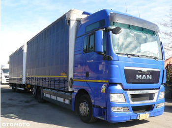 Plachtové nákladné vozidlo MAN TGX