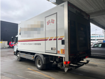 Skříňový nákladní auto MERCEDES-BENZ Atego