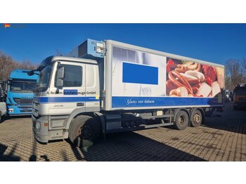 Chladirenské nákladné vozidlo MERCEDES-BENZ
