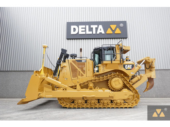 Caterpillar D8T - Buldozér: obrázok 1